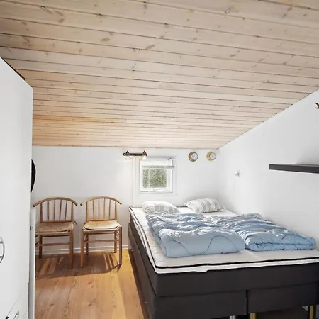Annabeth - 300m To The Fjord By Interhome * Løgstrup