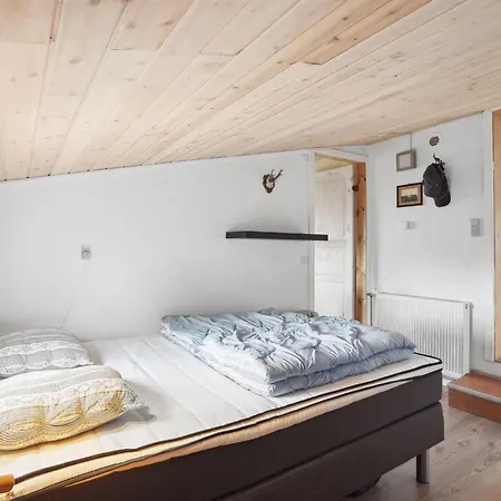 Annabeth - 300m To The Fjord By Interhome *
